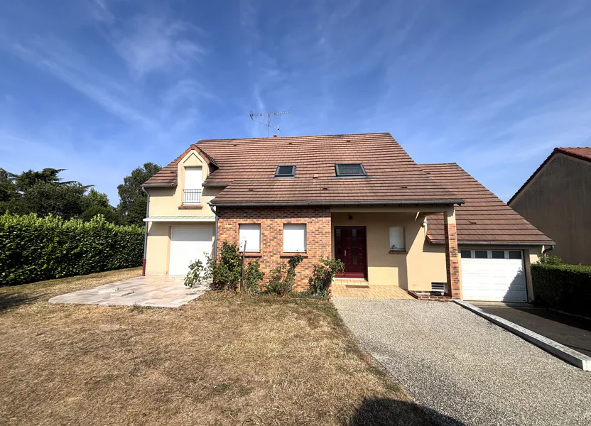 Maison Rue de la Blanchisserie à Damigny