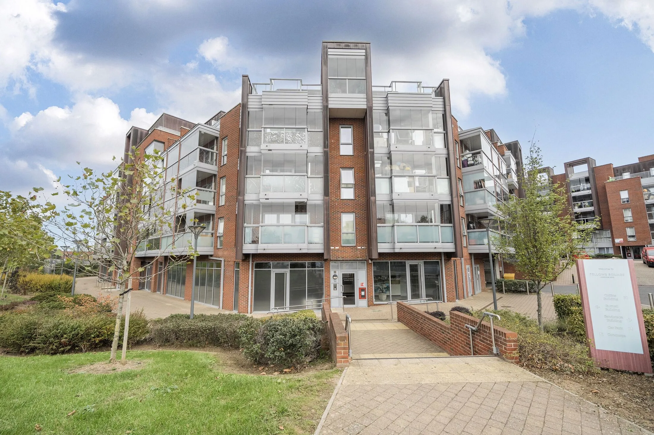 Flat Edgware Road in Greater London