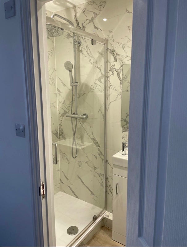 Room Pennington Close in Greater London