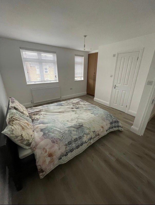 Room Pennington Close in Greater London