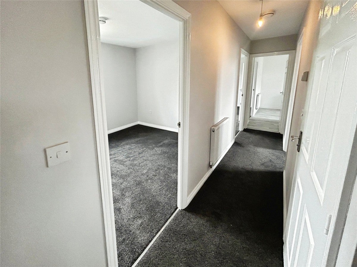 Flat Chorley Way in Coventry
