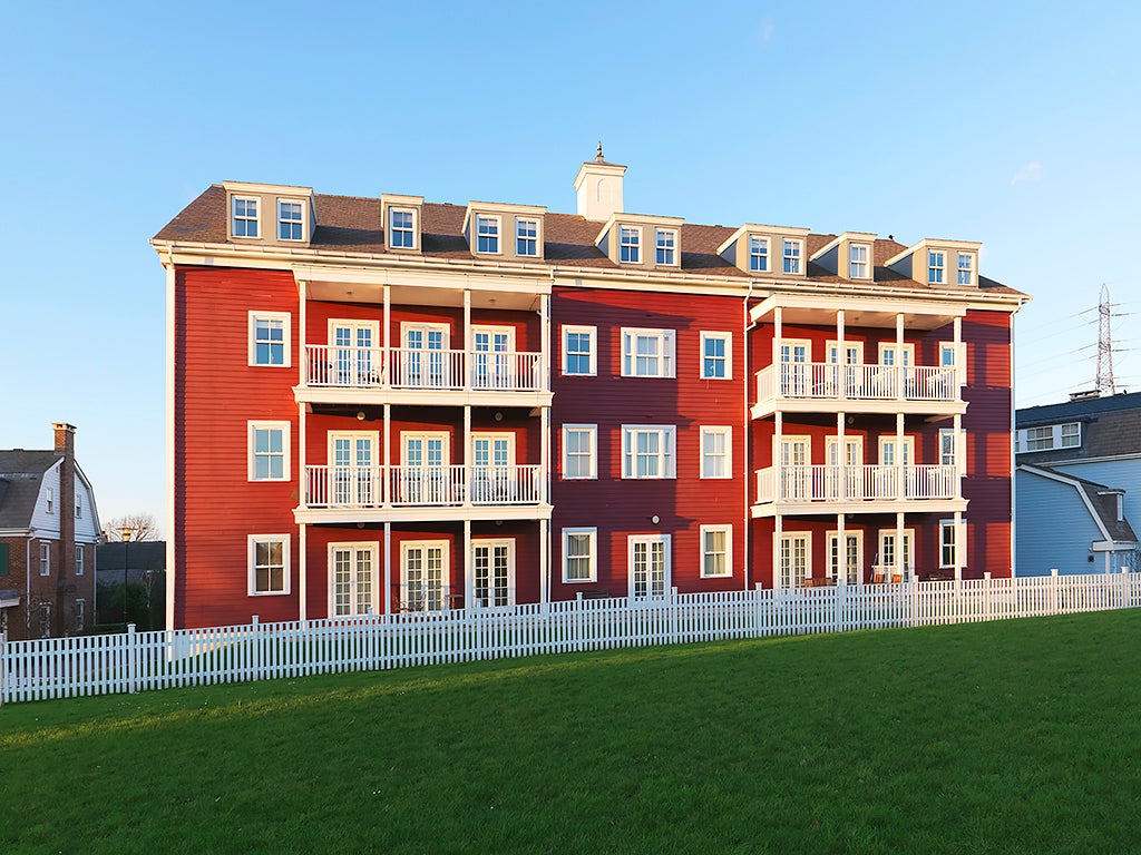 Flat Lewiston Close in Greater London