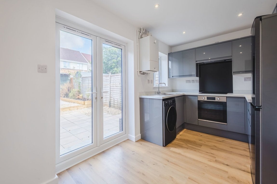 House Graythwaite Close in Blunsdon St Andrew