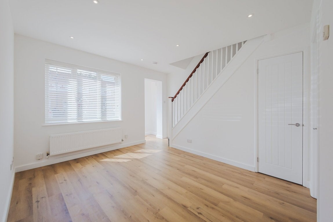 House Graythwaite Close in Blunsdon St Andrew