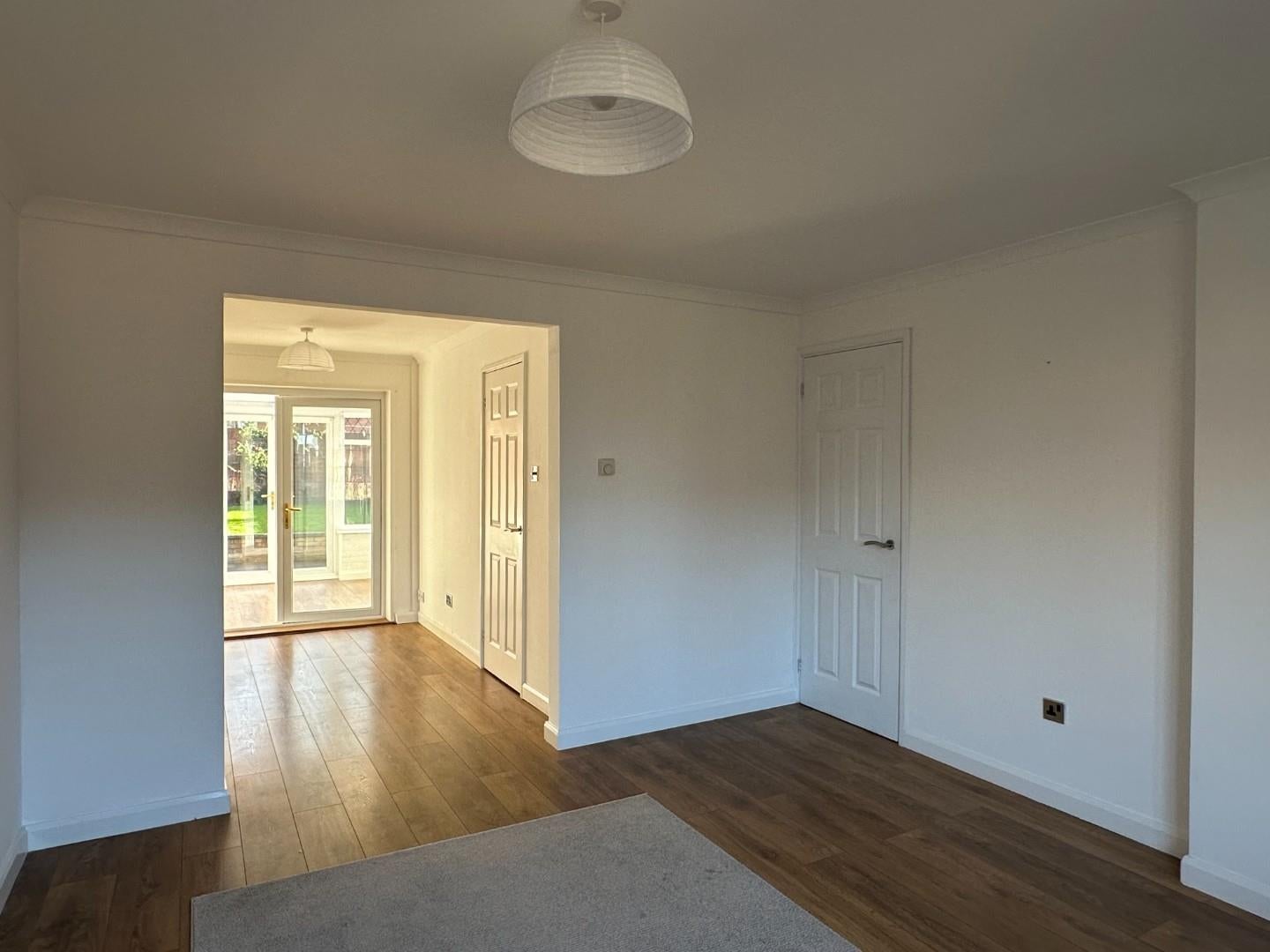 Flat Conybeare Road in Sully