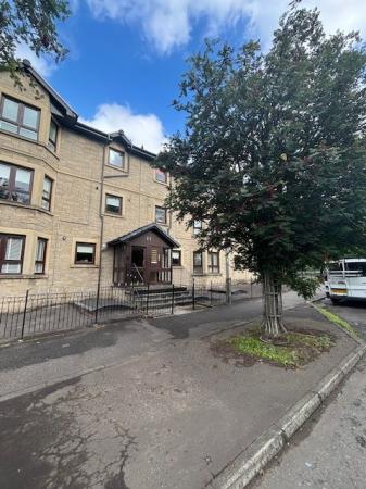 Flat Cumbernauld Road in Stepps
