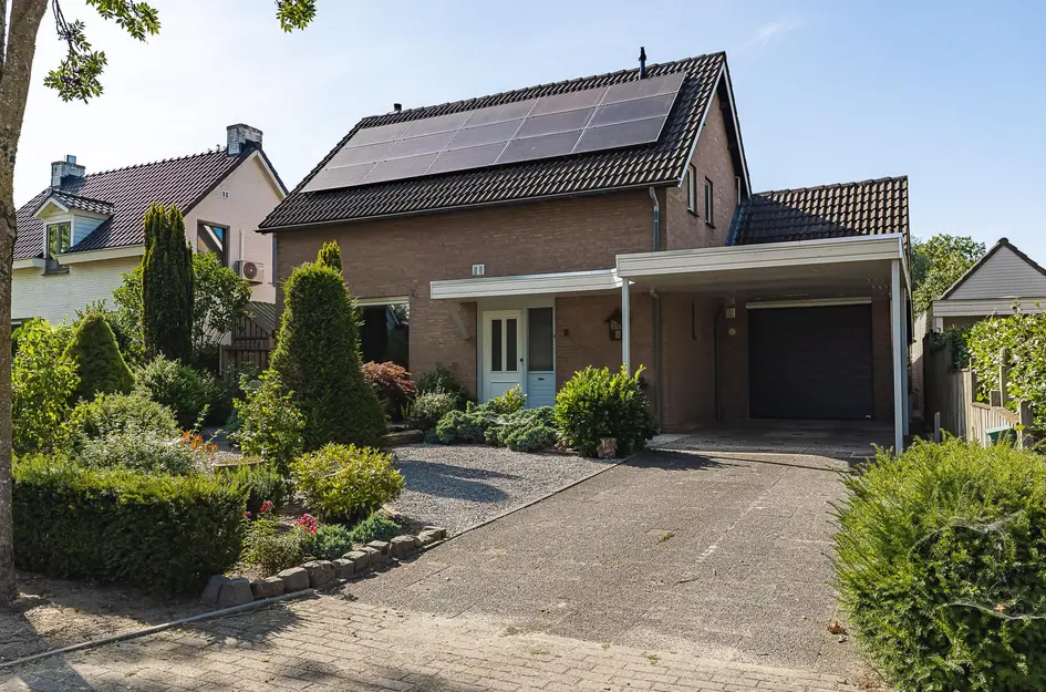 Huis Looëind 8 in Liempde