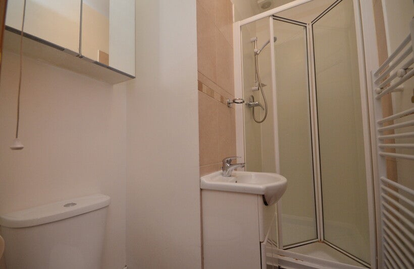 Flat Stanstead Road in Greater London