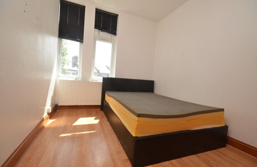 Flat Stanstead Road in Greater London