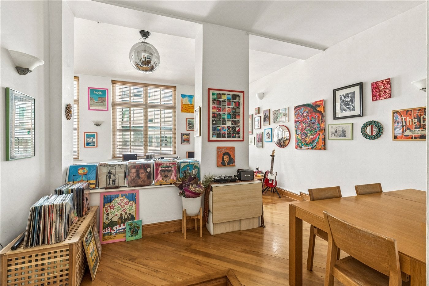Flat Middlesex Street in City of London