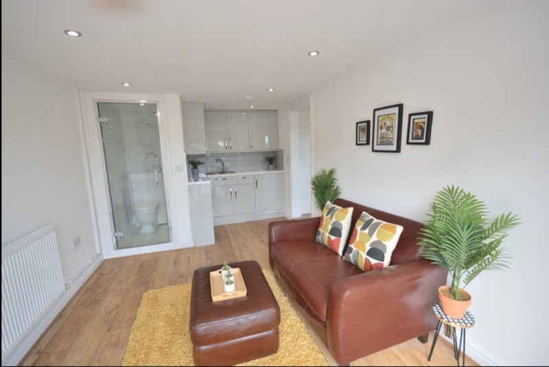 Flat Maes Sarn in Llantrisant