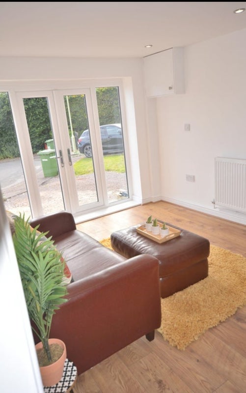 Flat Maes Sarn in Llantrisant