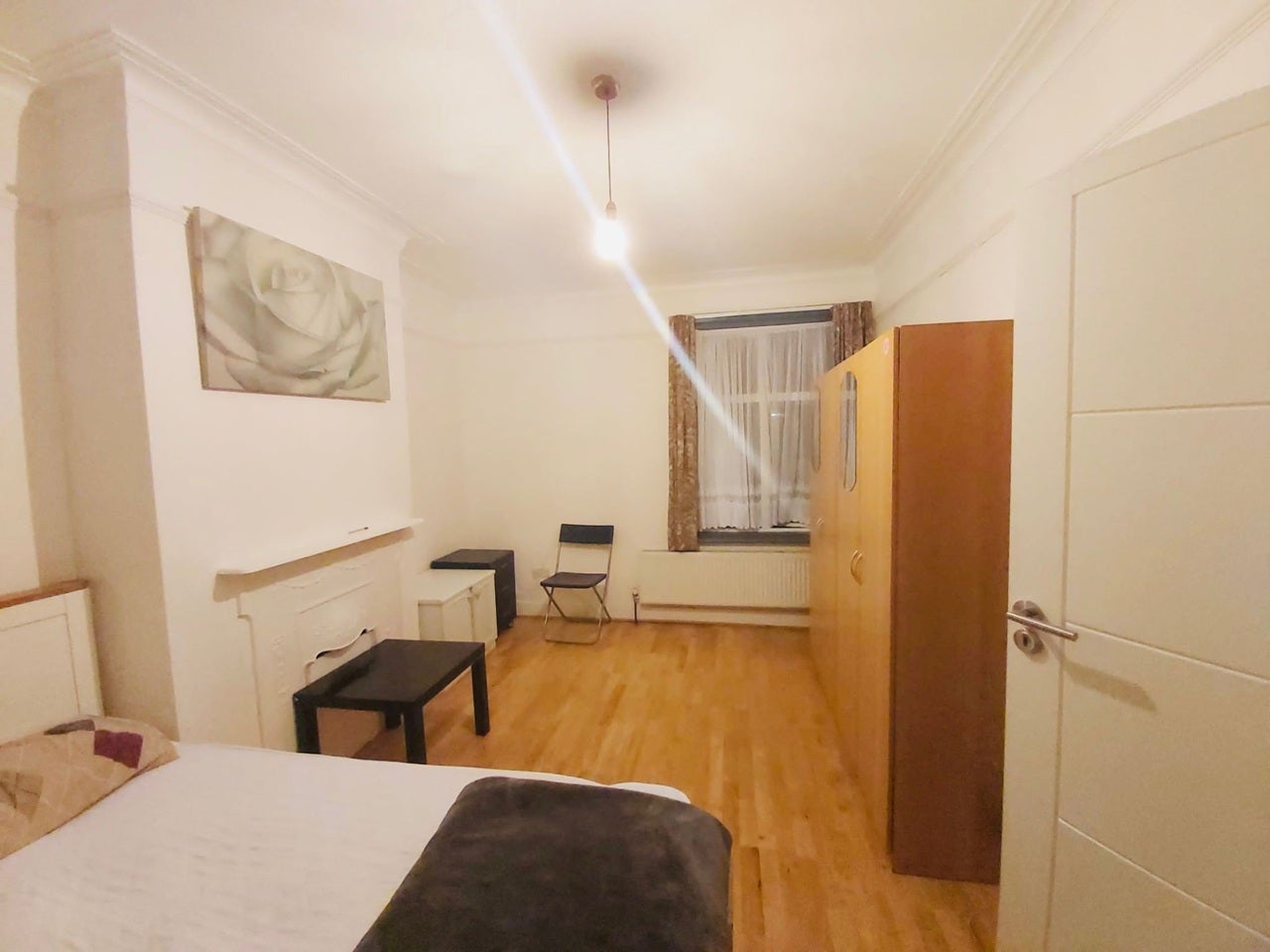 Room Cecil Road in Greater London