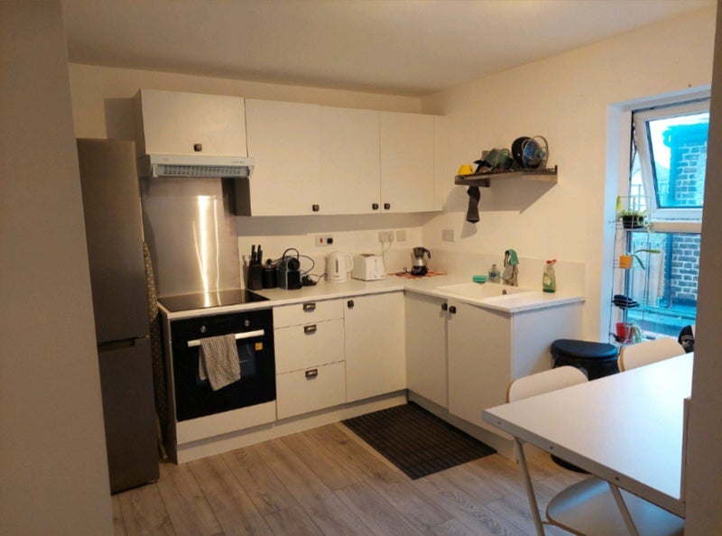 Room Seven Sisters Road in Greater London