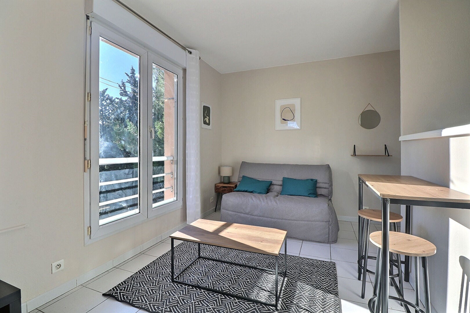 Flat La Provençale in Meyreuil