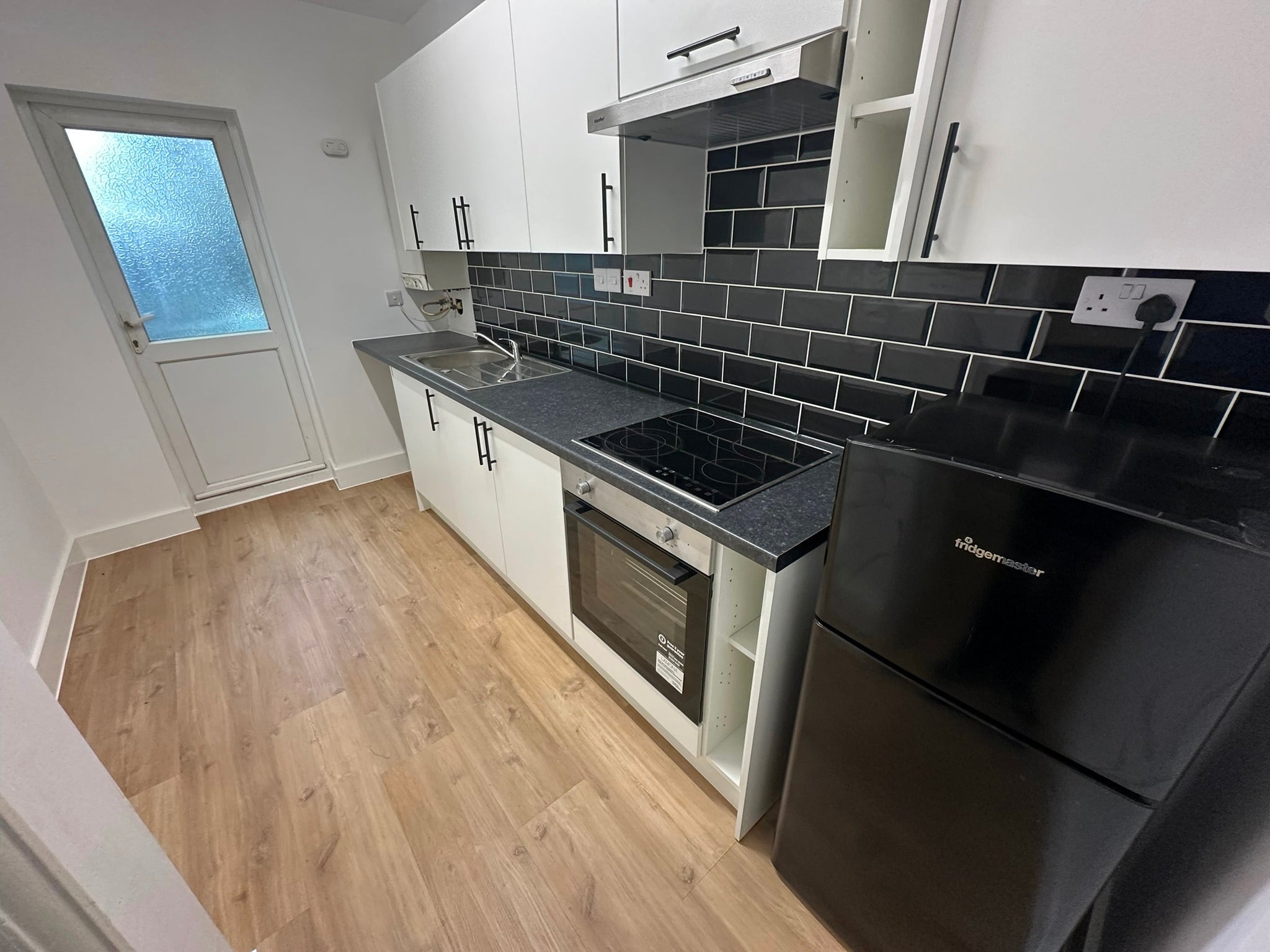 Flat Connell Crescent in Greater London