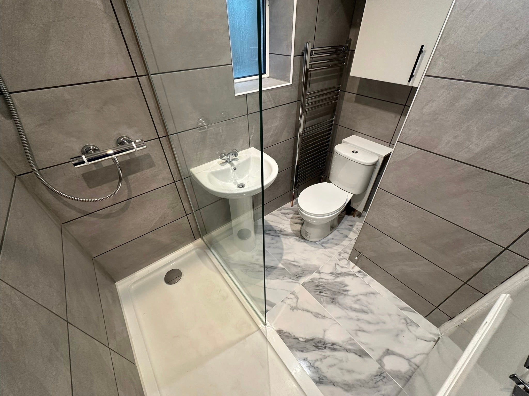 Flat Connell Crescent in Greater London