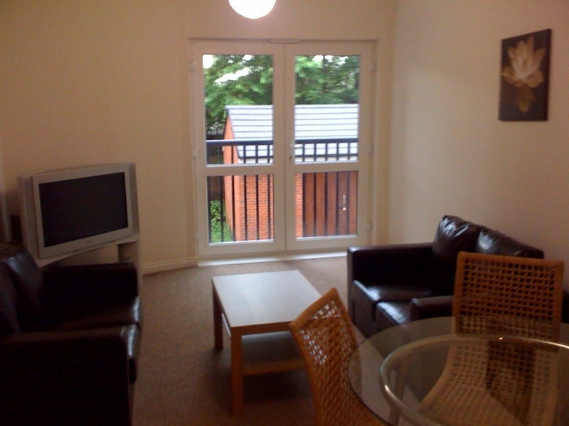 Flat Gladstone Mews in Warrington