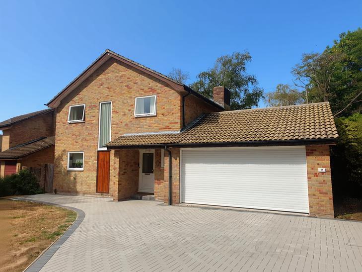 House Sovereign Way in Eastleigh