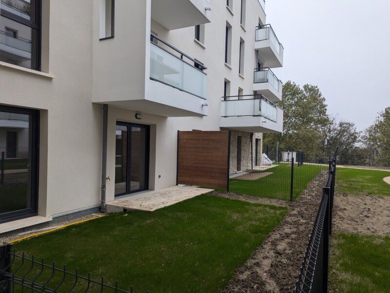 Appartement Rue Charles Beauhaire à Saint-Jean-de-la-Ruelle