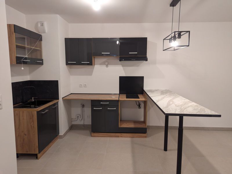 Appartement Rue Charles Beauhaire à Saint-Jean-de-la-Ruelle