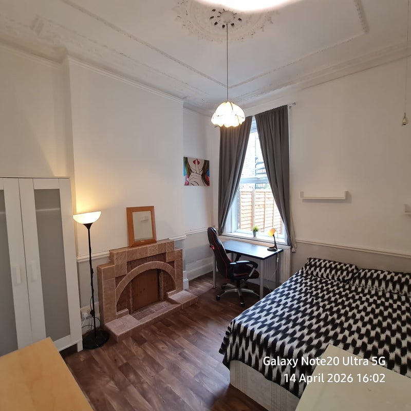 Room Raleigh Road in Greater London