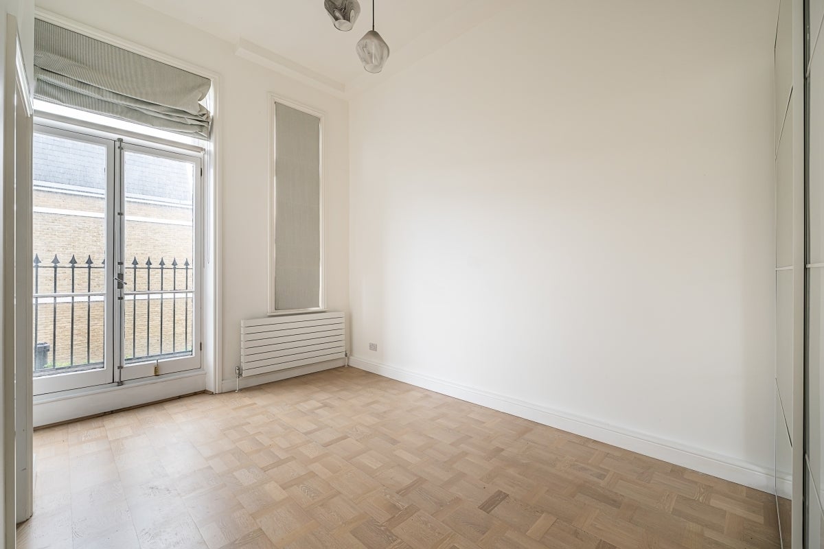 Flat Lexham Gardens in Greater London