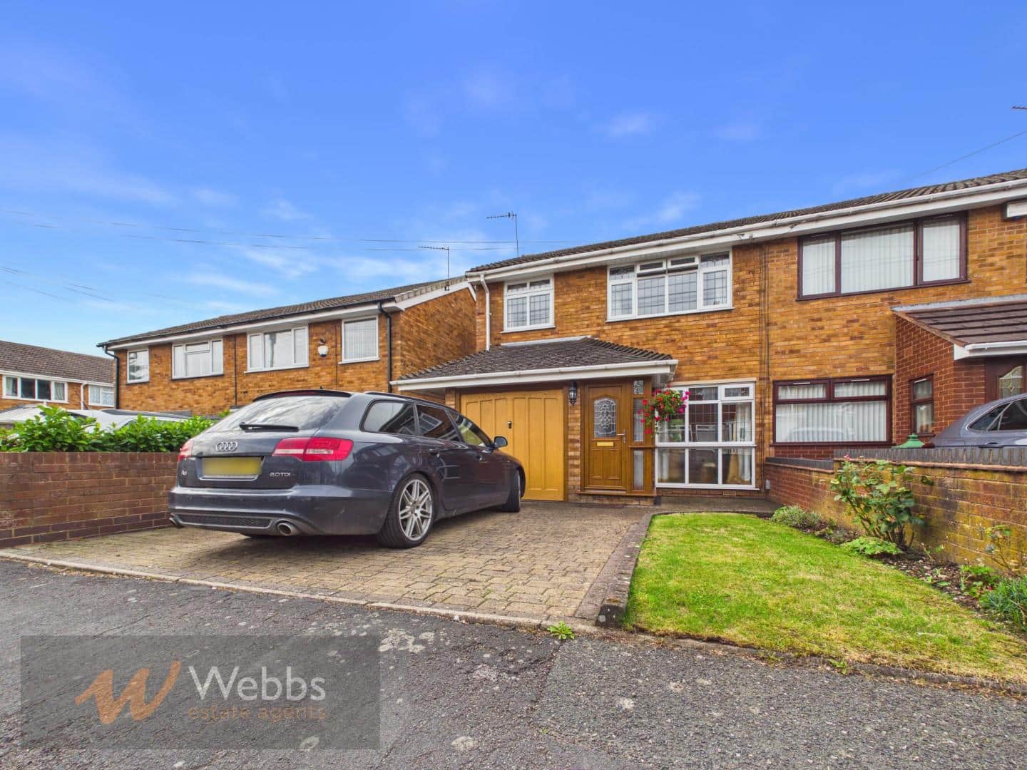 House Leamington Close in Cannock Chase