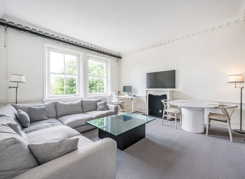 Flat Addison Road in Greater London