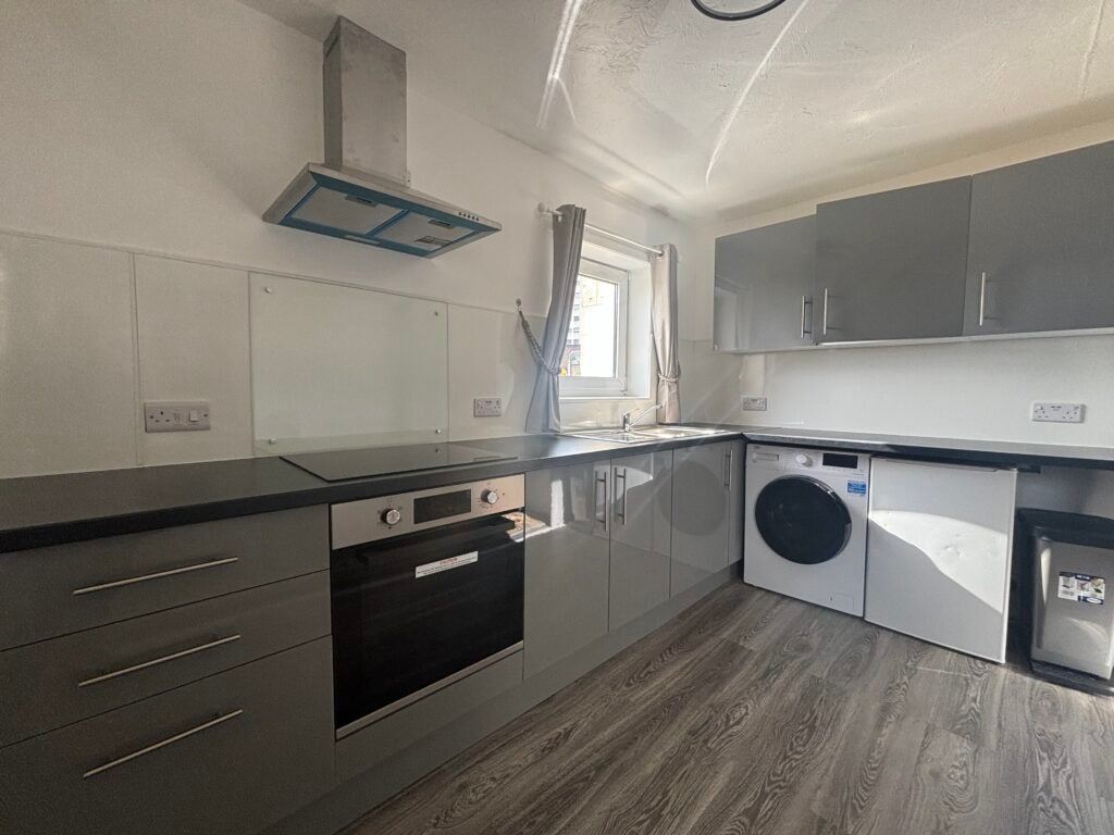 Flat Wellington Street in Rushmoor