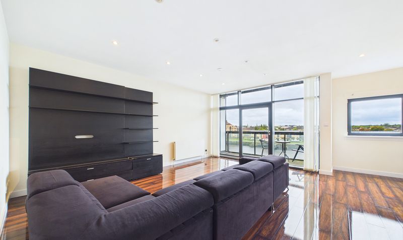 Flat Lancefield Quay in Glasgow
