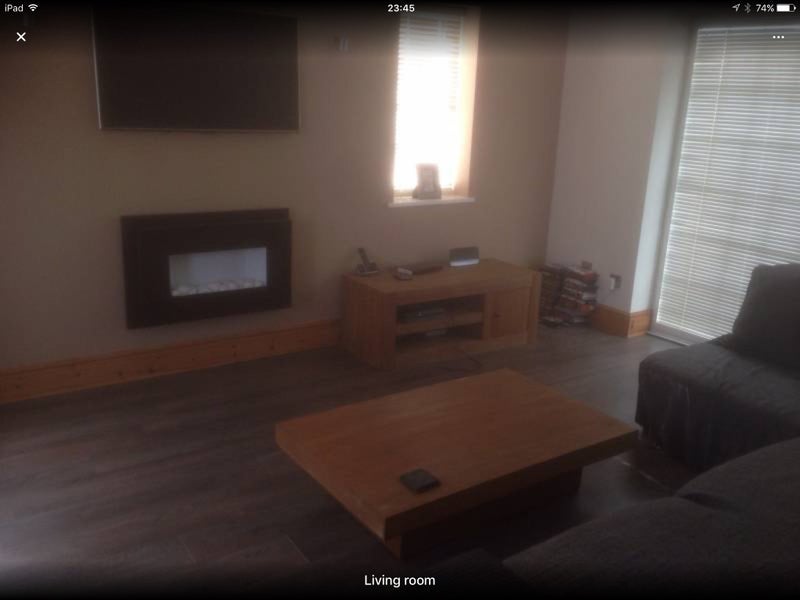 Room Kimberley Court in Bridgend