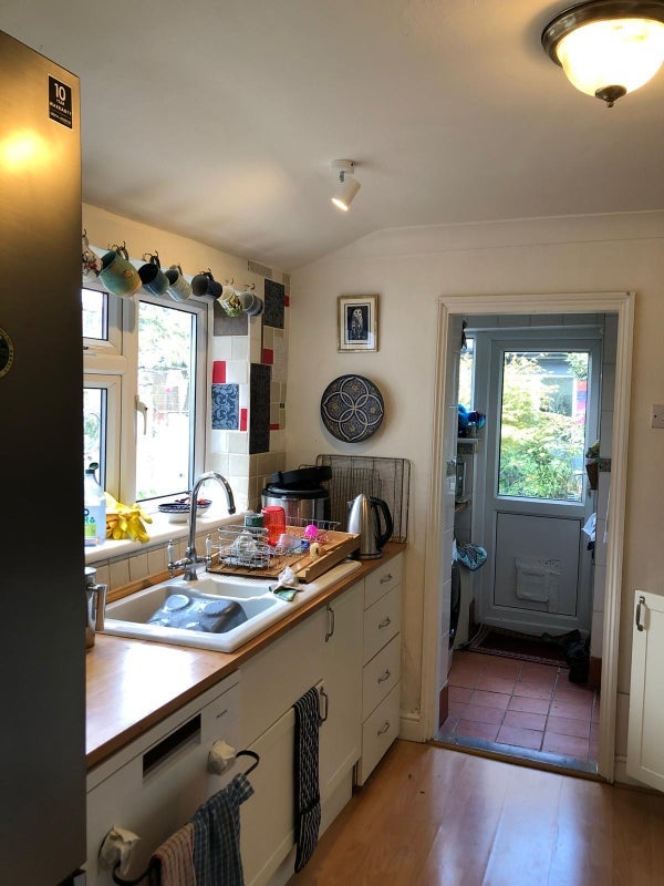 Room Granleigh Road in Greater London