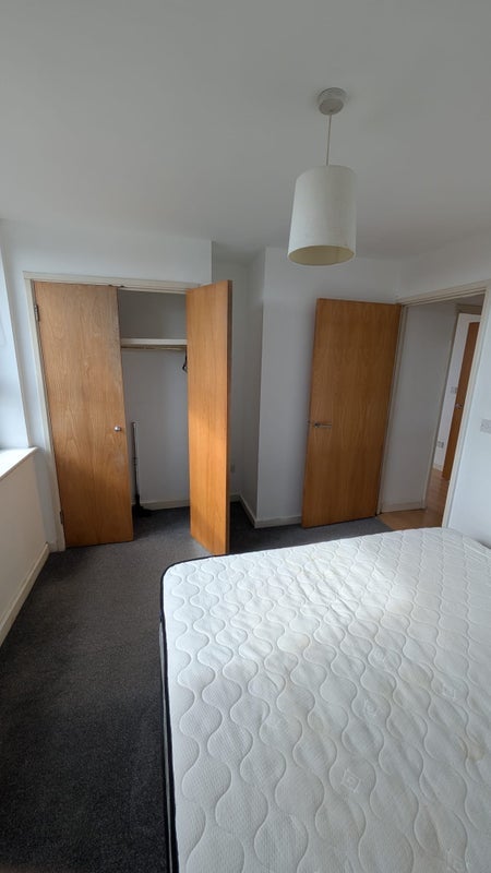 Room New Park Road in Greater London