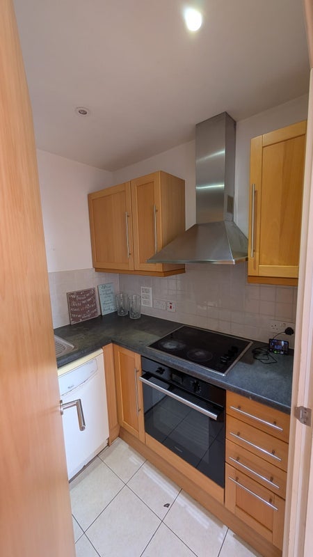 Room New Park Road in Greater London