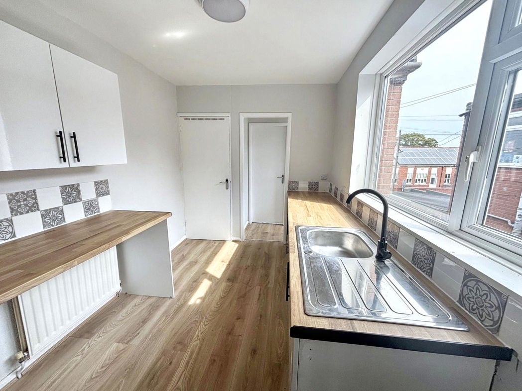 Flat Park Terrace in Bedlington Station