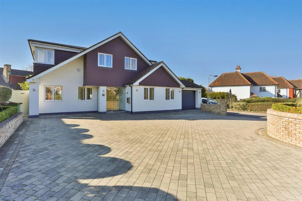 House Chesham Close in Greater London
