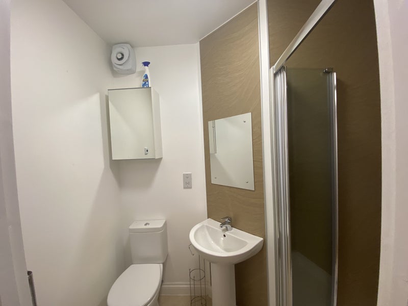 Room Rangoon Road in Metropolitan Borough of Solihull