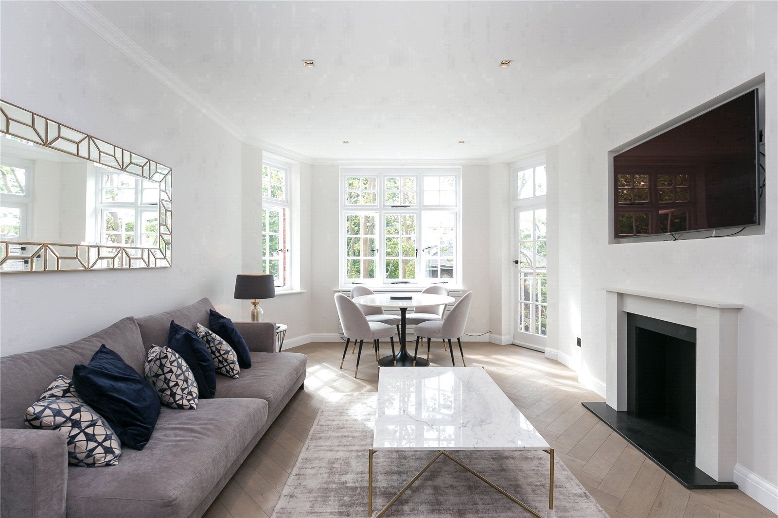 Flat Elm Tree Road in City of Westminster