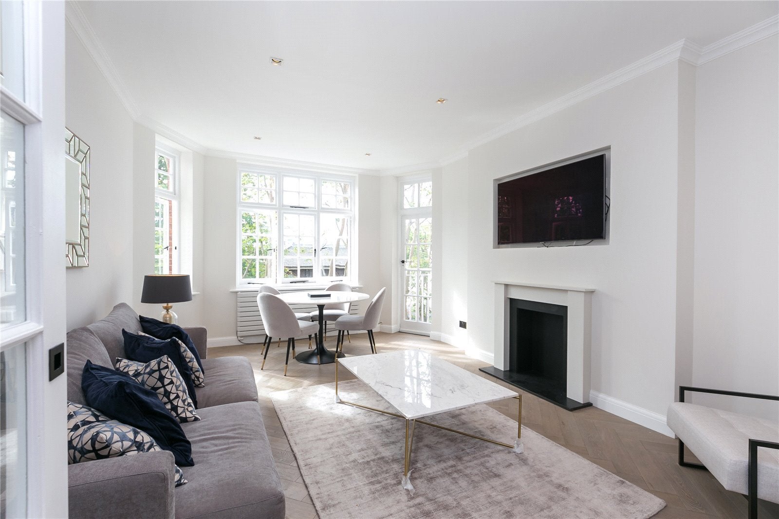 Flat Elm Tree Road in City of Westminster