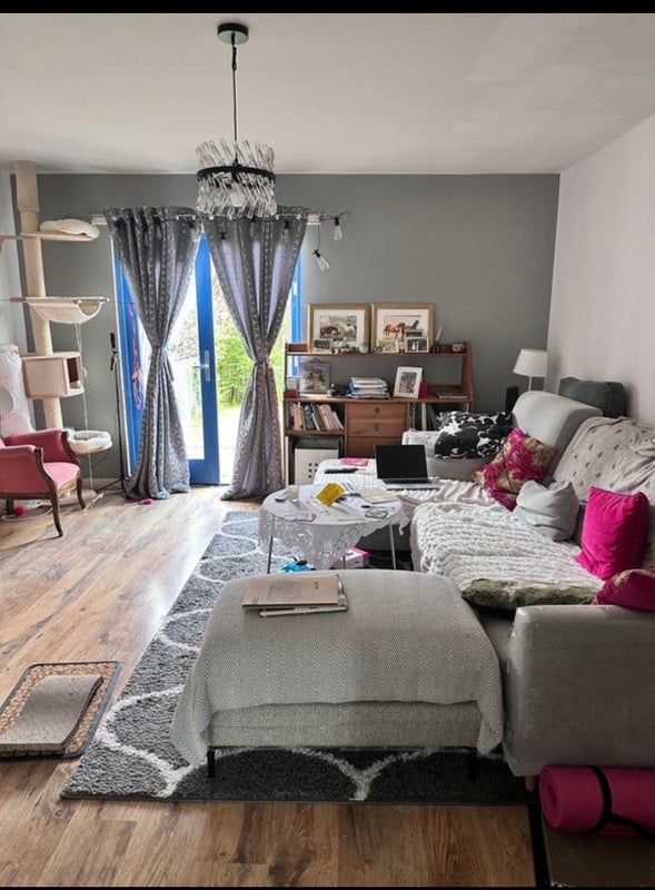 Room Gracemount Drive in City of Edinburgh