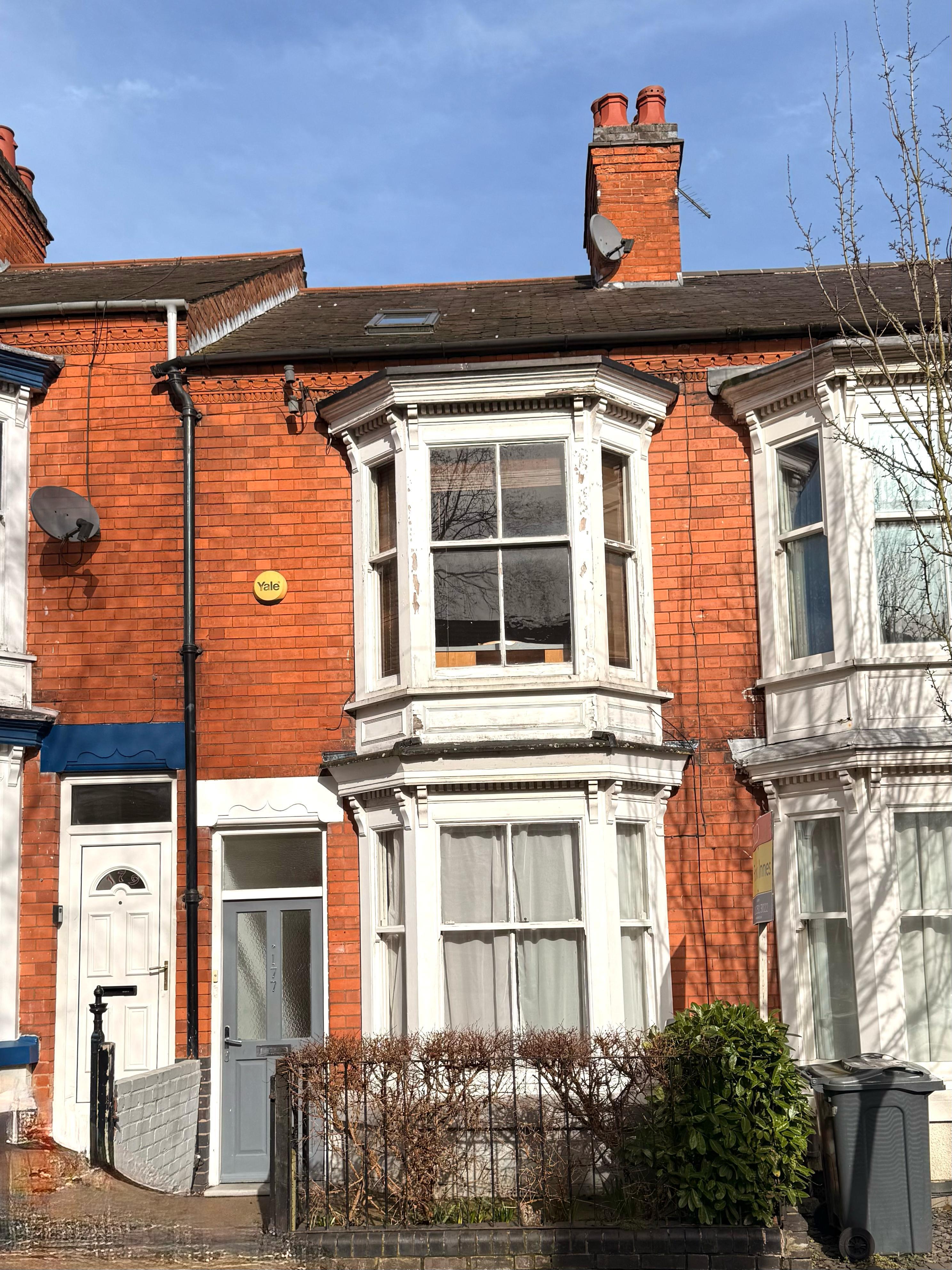Room Harrow Road in Leicester