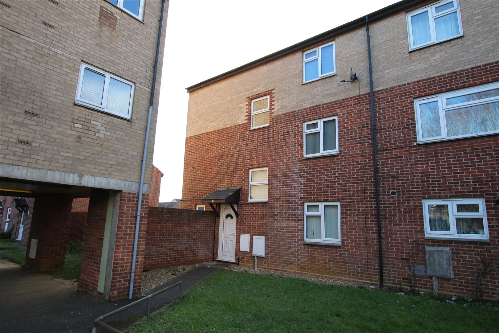 Room Elizabeth Walk in Northampton