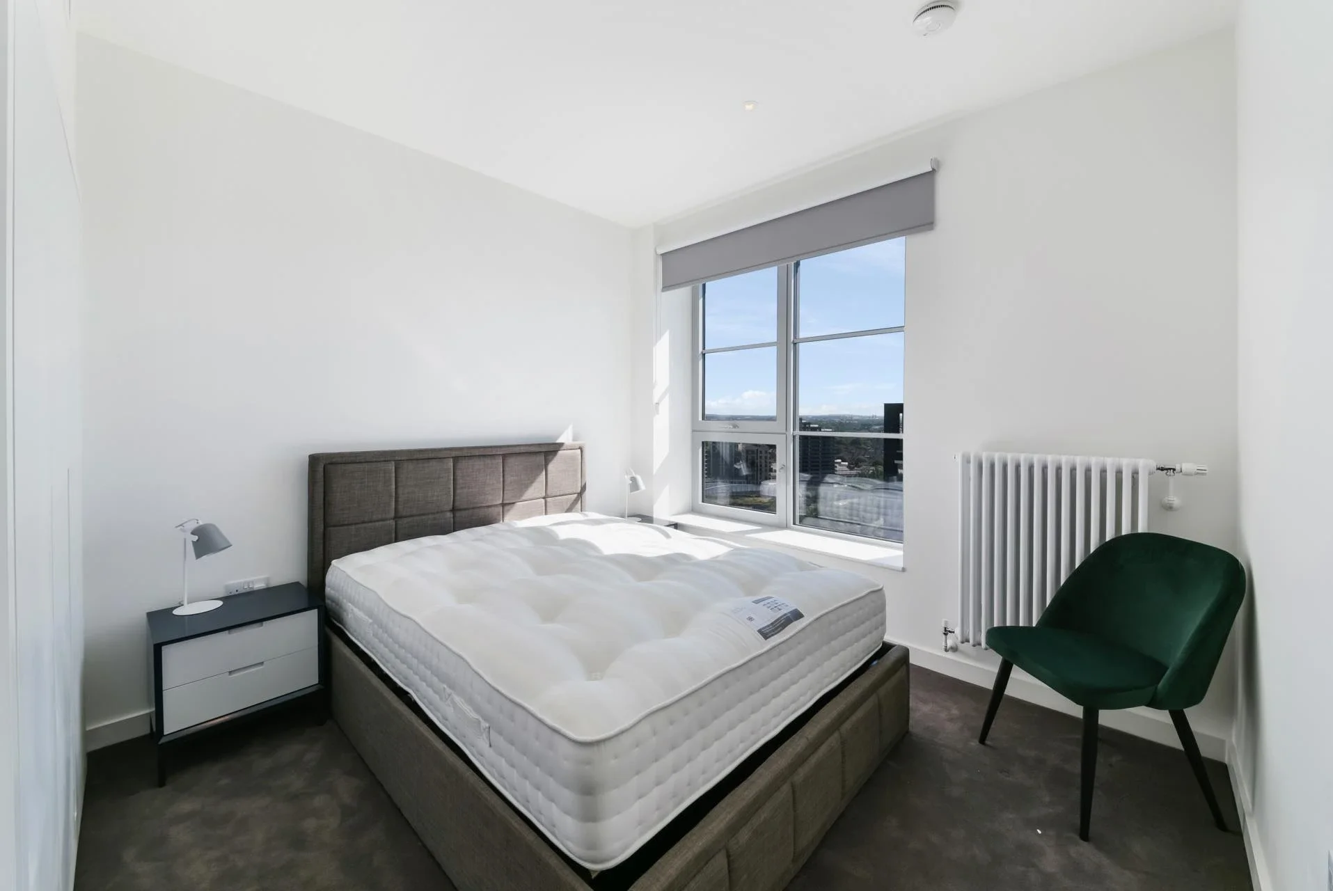 Flat Orchard Place in Greater London
