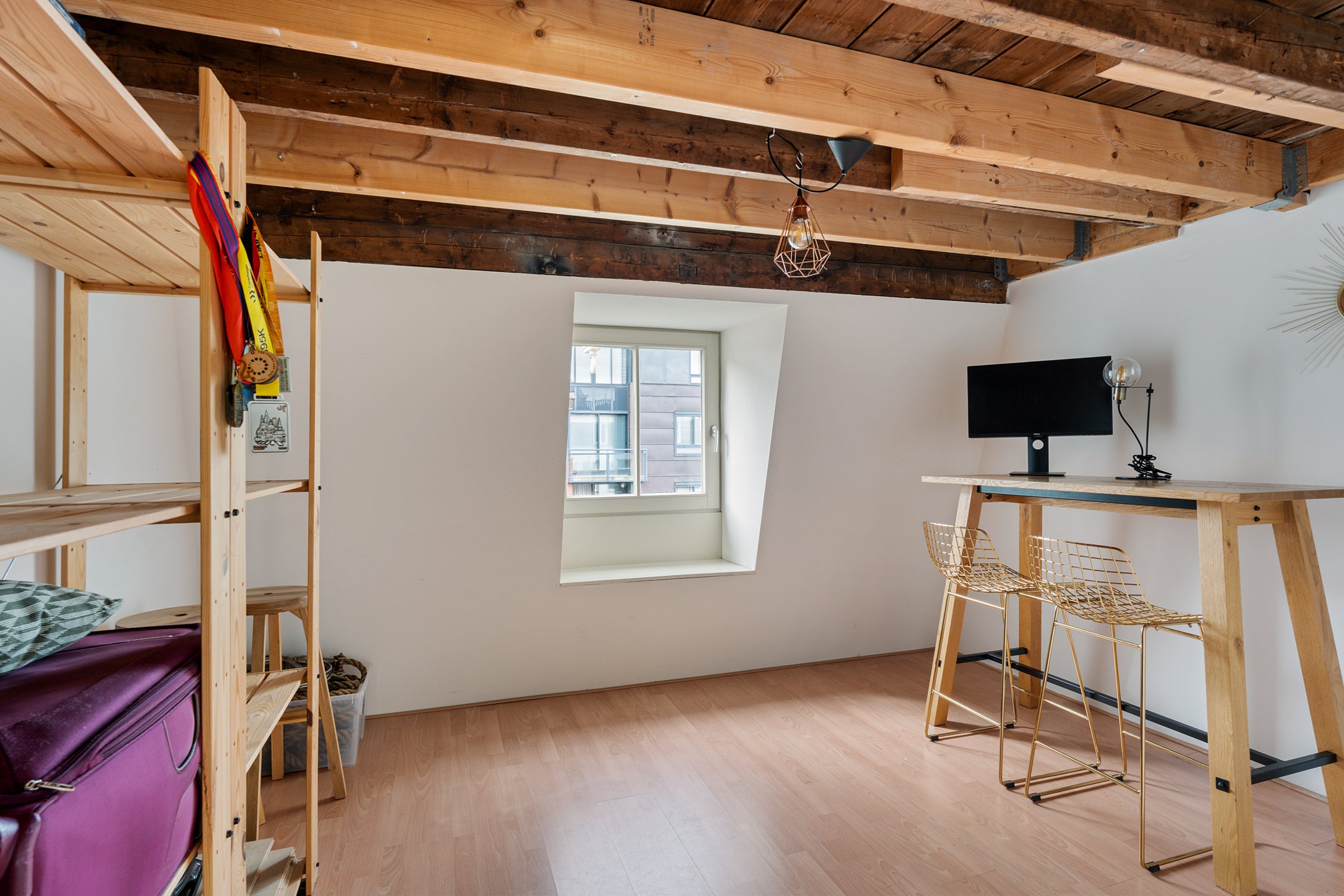 Studio te koop: Derde Hugo de Grootstraat 18-1, Amsterdam