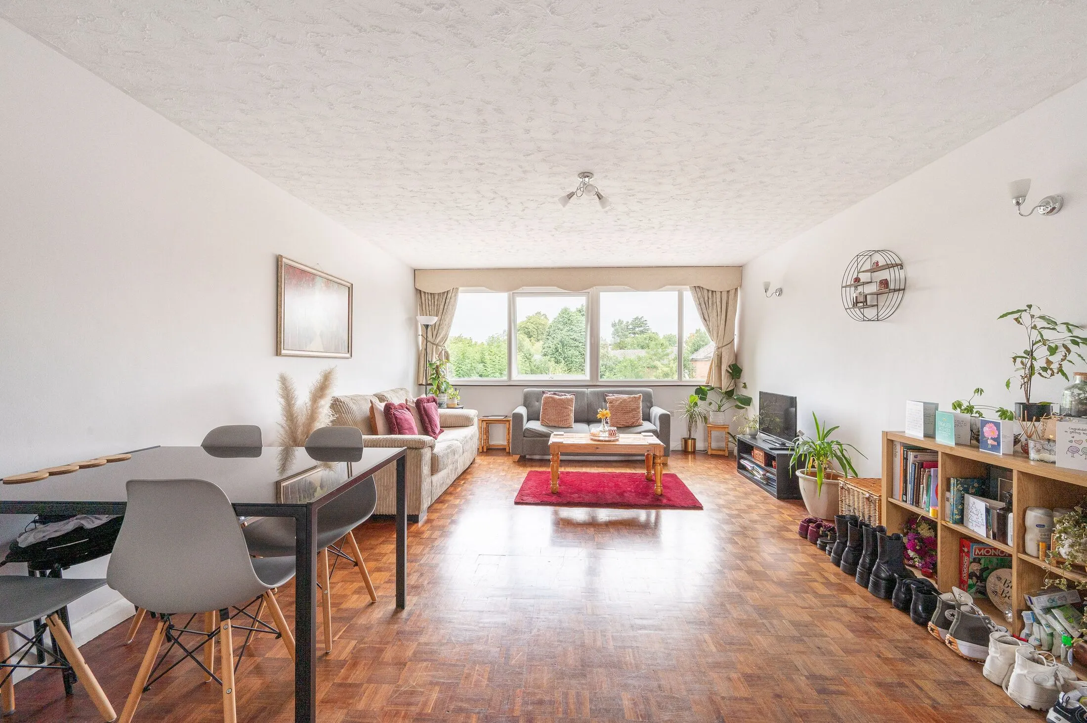 Flat Salisbury Avenue in Greater London