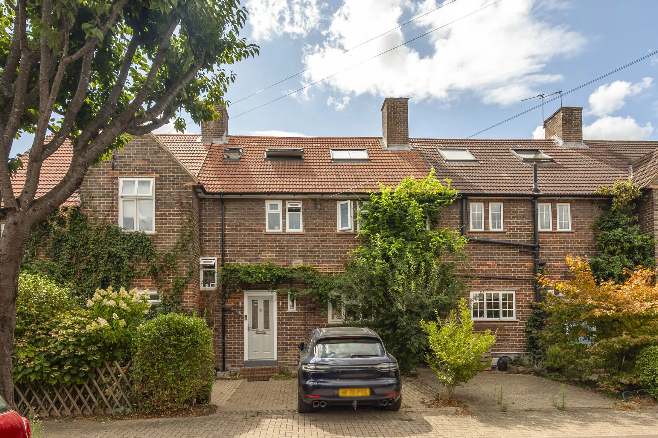 House Gibbon Walk in Greater London