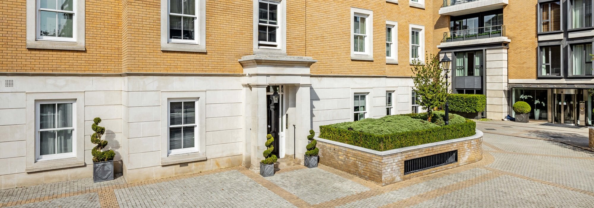 Flat Lancaster Gate in City of Westminster