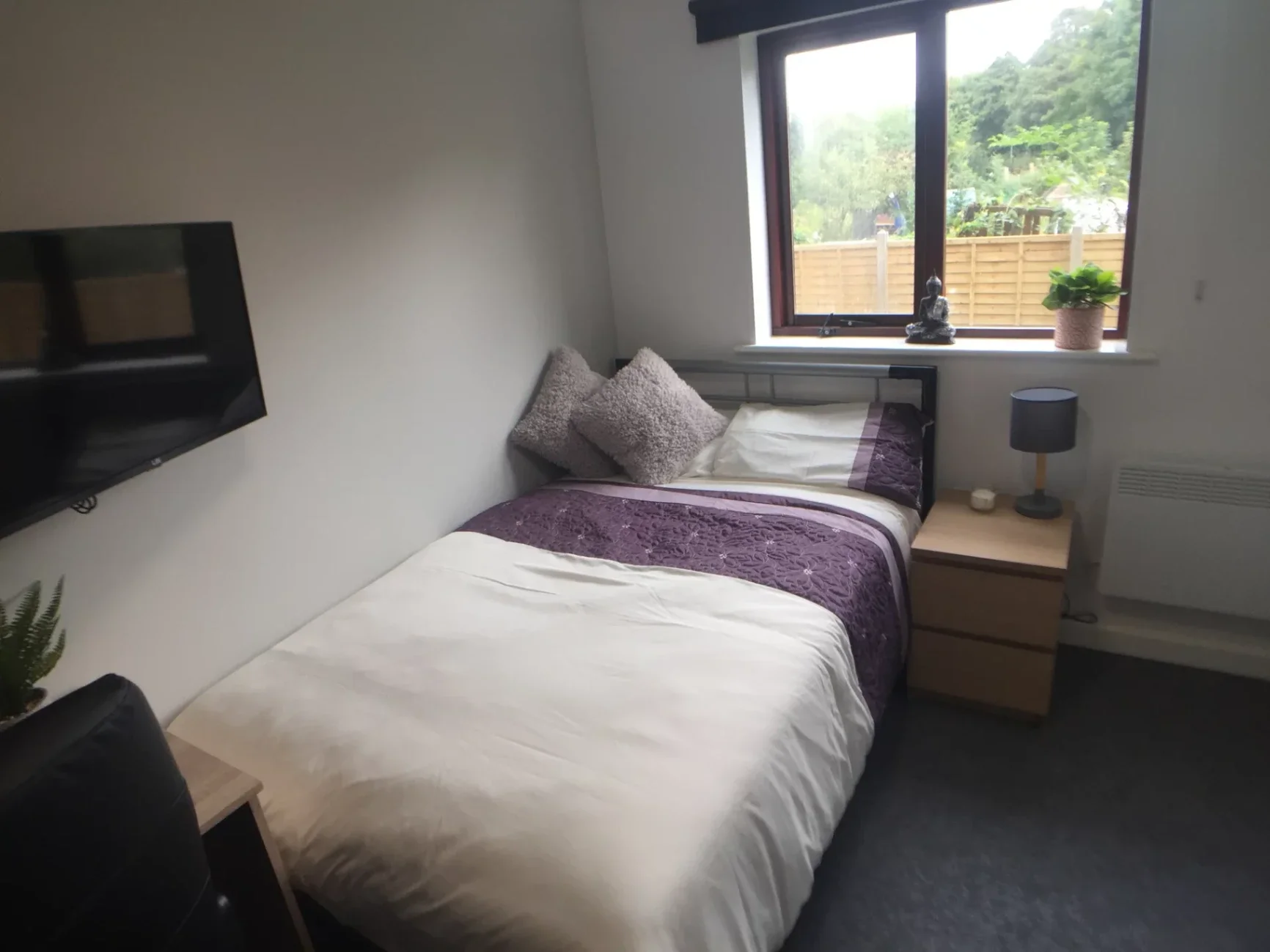 Room Kingfisher Way in Charnwood