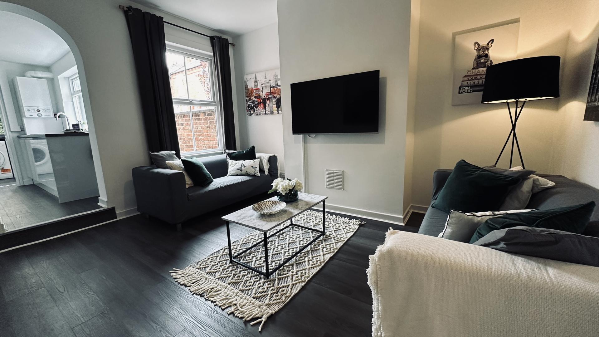 Room Cheyney Road in Chester